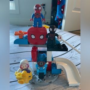 Spidey Duplo 10940